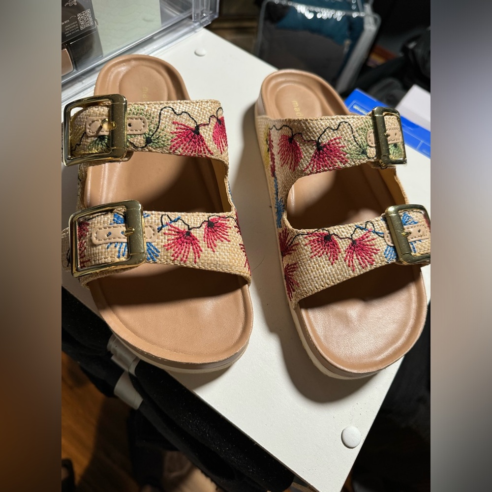 Madden Girl Women’s Bodiee Slide Sandals